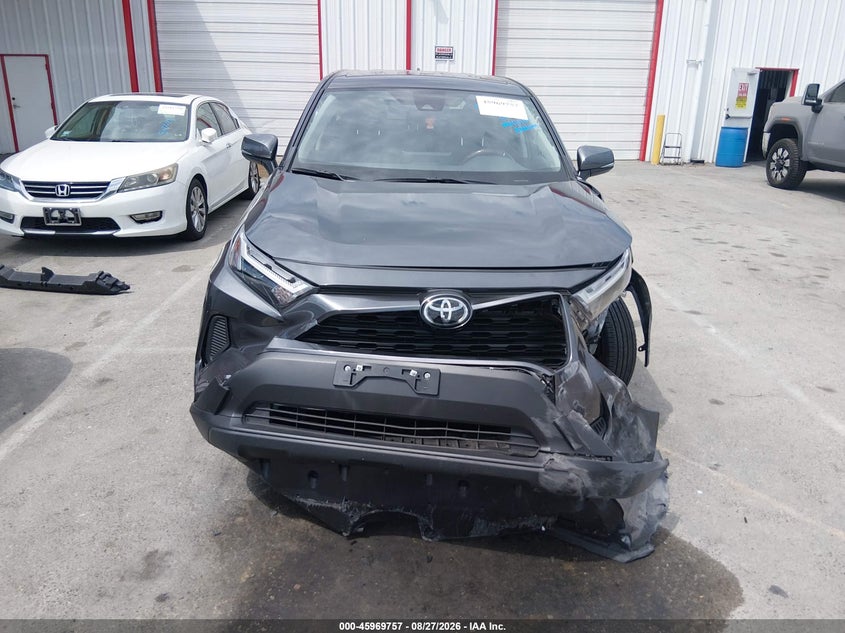 TOYOTA RAV4 - zdjęcie 13