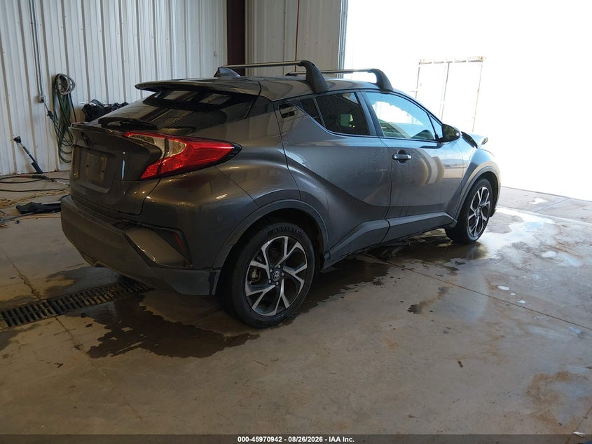 TOYOTA C-HR - zdjęcie 4