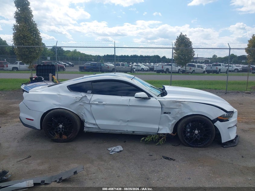 FORD MUSTANG - zdjęcie 14