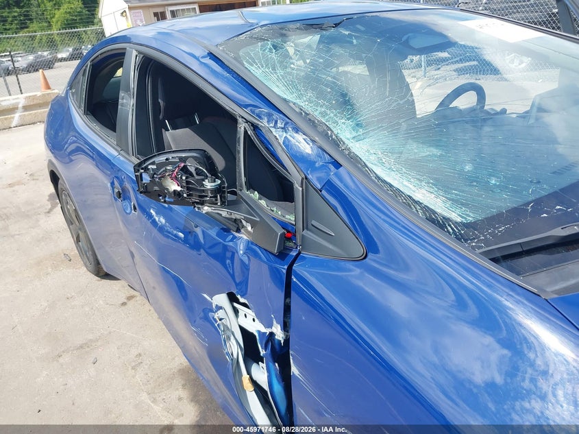 TOYOTA PRIUS PLUG-IN HYBRID - zdjęcie 6