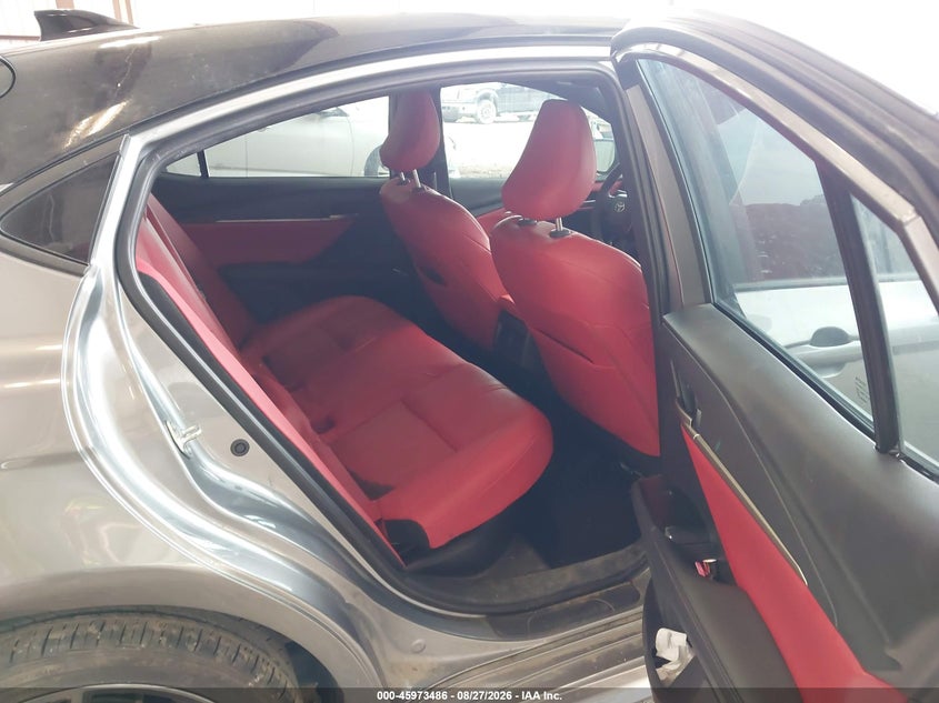 TOYOTA CAMRY - zdjęcie 8