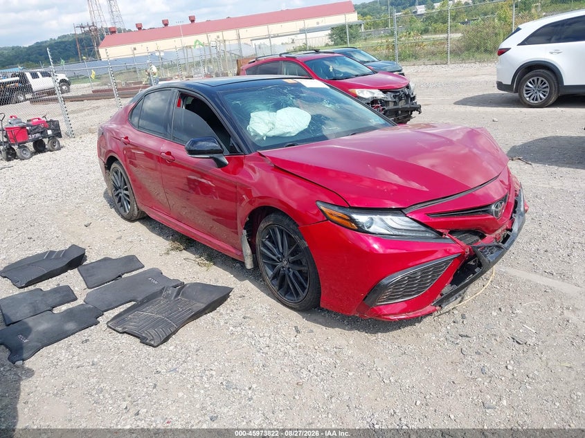 TOYOTA CAMRY - zdjęcie 1