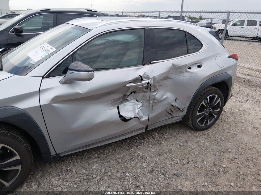 LEXUS UX 200 - zdjęcie 6