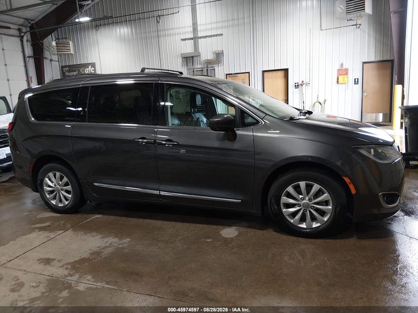 CHRYSLER PACIFICA - zdjęcie 13