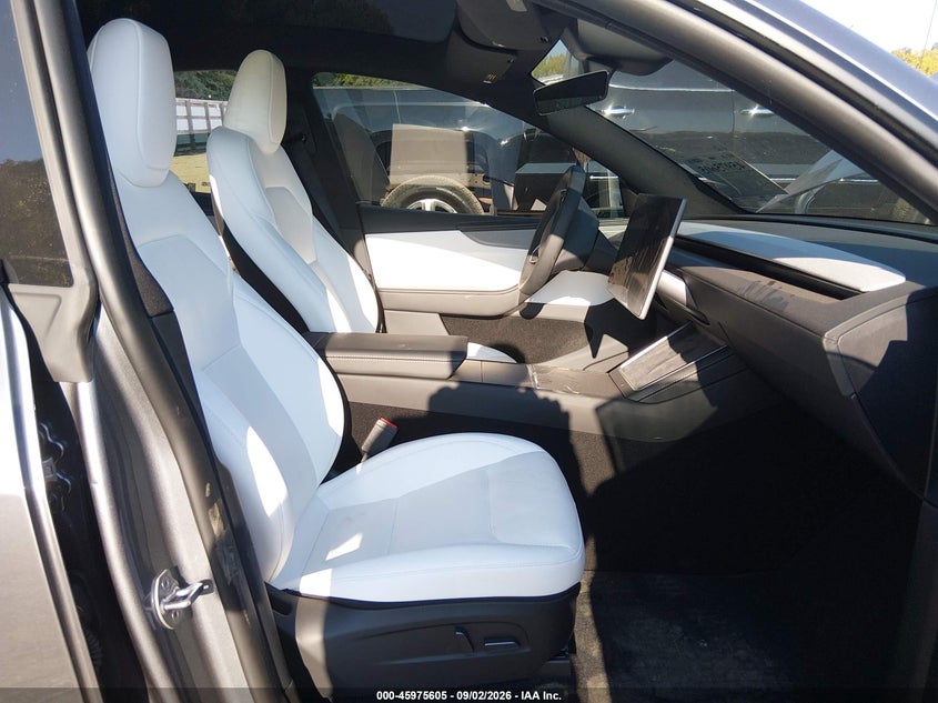 TESLA MODEL Y - zdjęcie 5