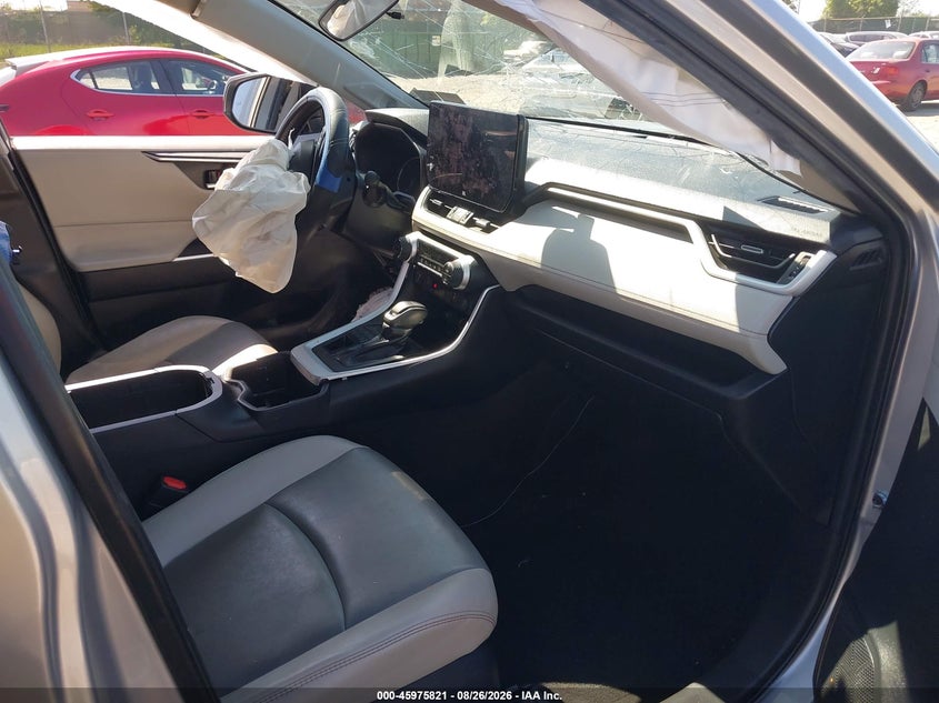 TOYOTA RAV4 - zdjęcie 5
