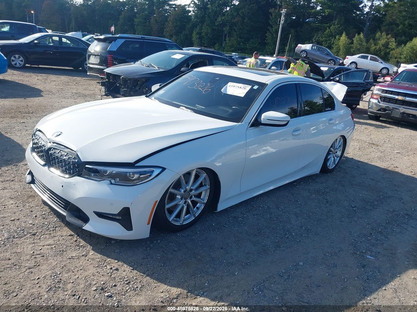 BMW 330I - zdjęcie 2