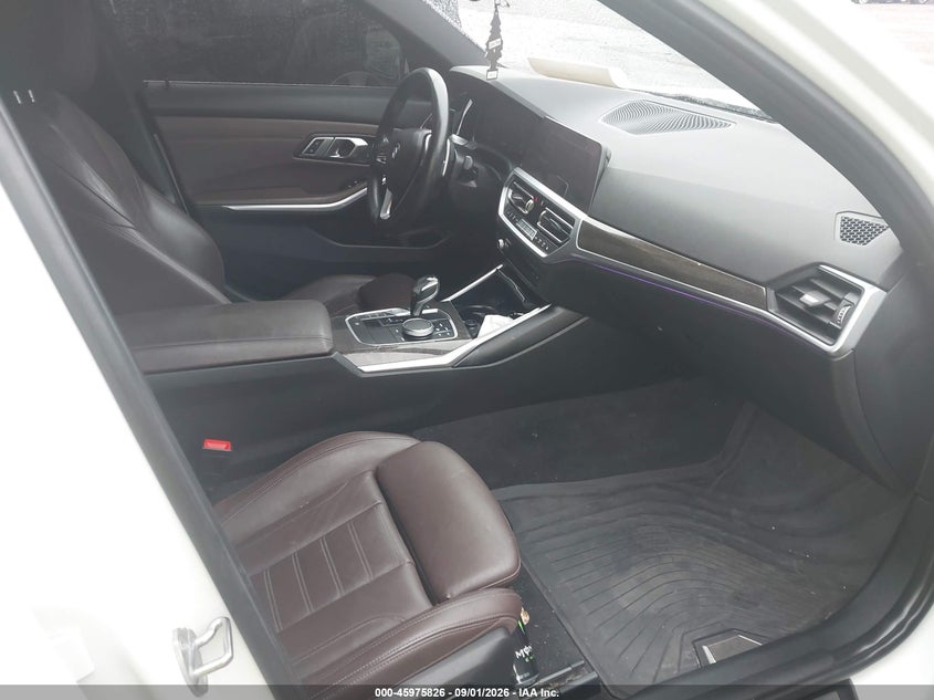 BMW 330I - zdjęcie 5