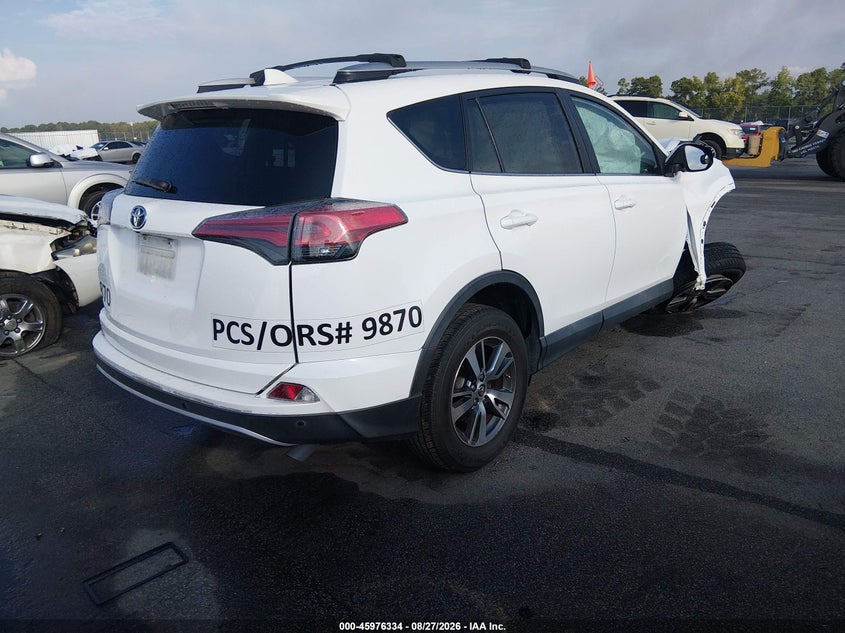 TOYOTA RAV4 - zdjęcie 4
