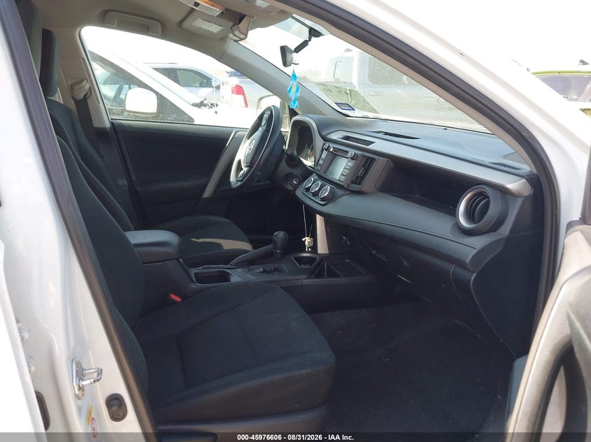 TOYOTA RAV4 - zdjęcie 5