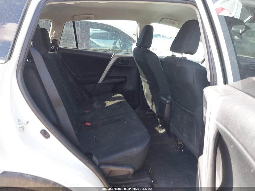 TOYOTA RAV4 - zdjęcie 8
