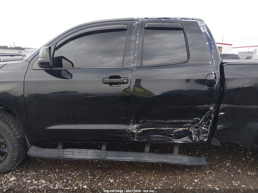 TOYOTA TUNDRA - zdjęcie 14