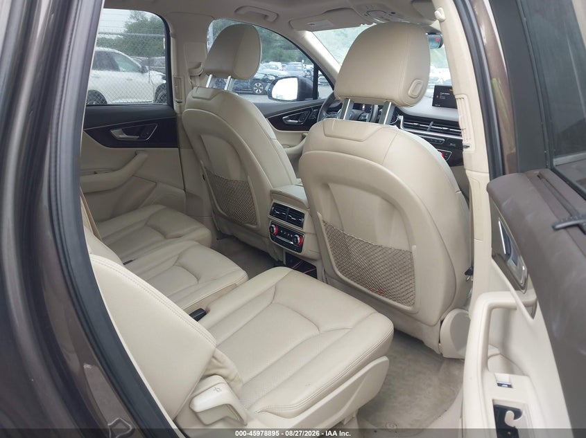 AUDI Q7 - zdjęcie 8