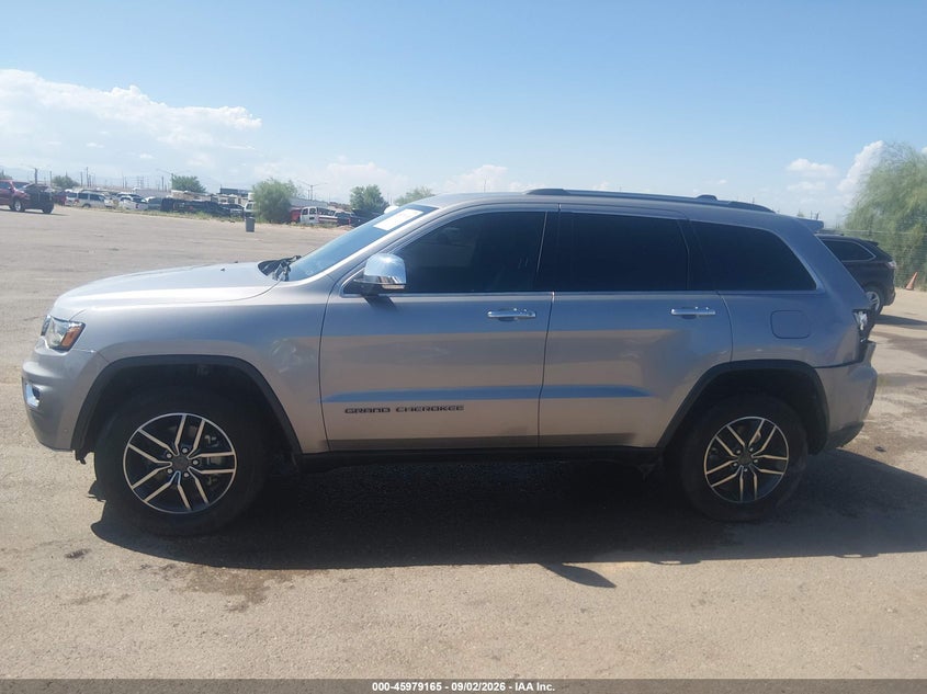JEEP GRAND CHEROKEE - zdjęcie 15