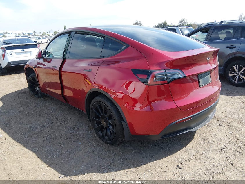 TESLA MODEL Y - zdjęcie 3
