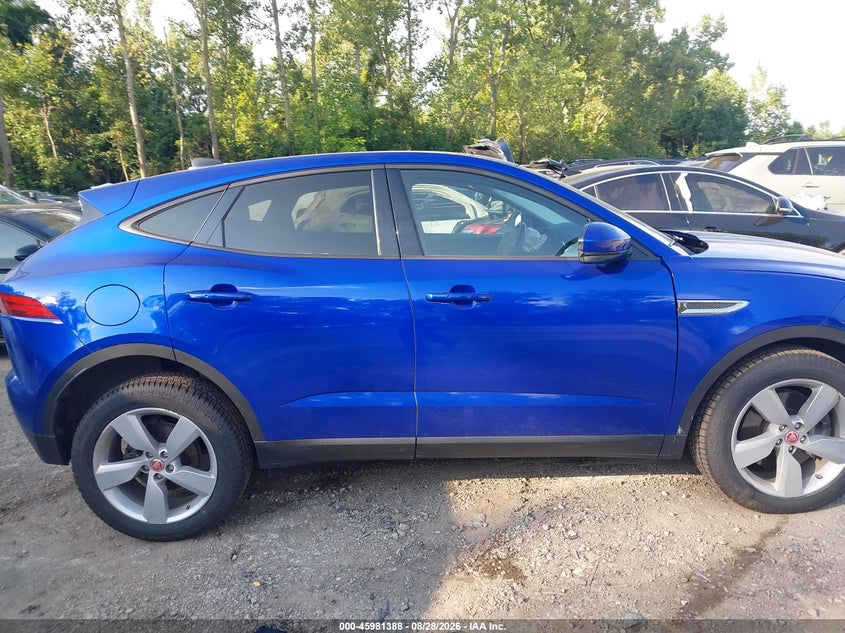 JAGUAR E-PACE - zdjęcie 13