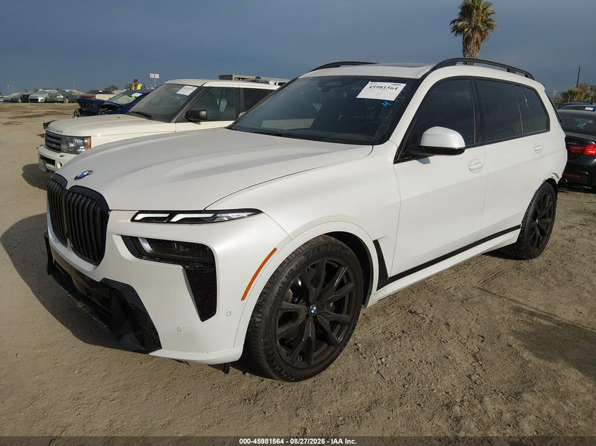 BMW X7 - zdjęcie 2