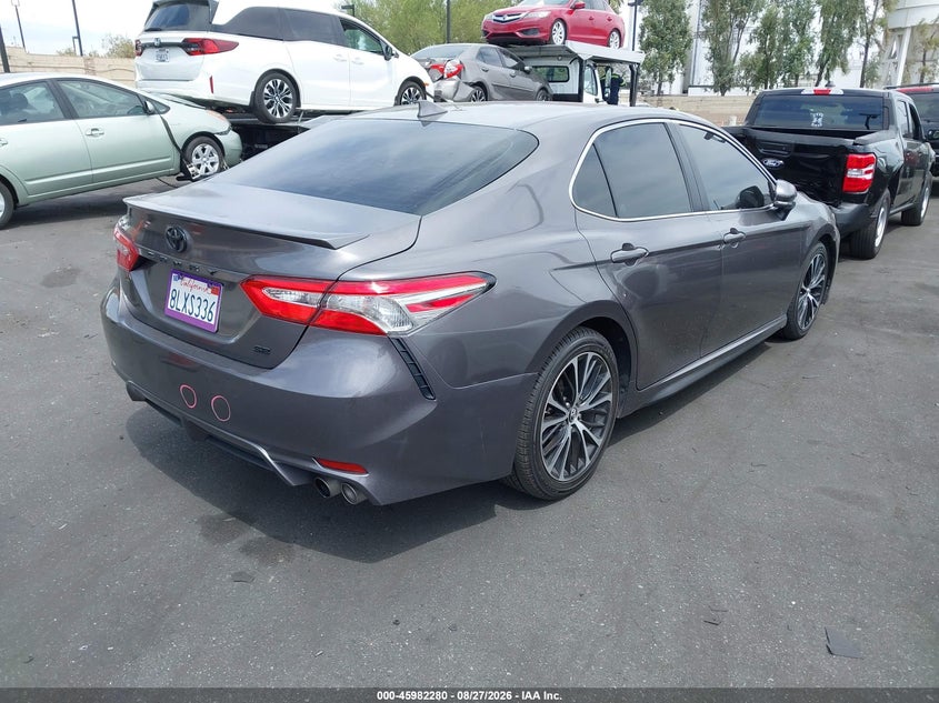 TOYOTA CAMRY - zdjęcie 4