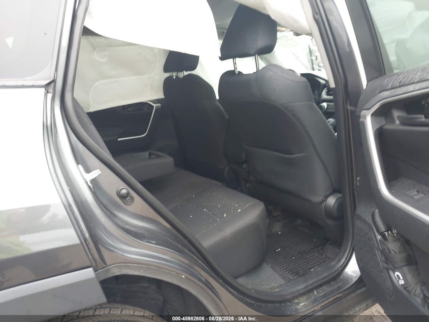 TOYOTA RAV4 - zdjęcie 8