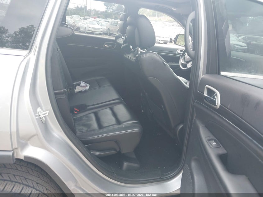 JEEP GRAND CHEROKEE - zdjęcie 8