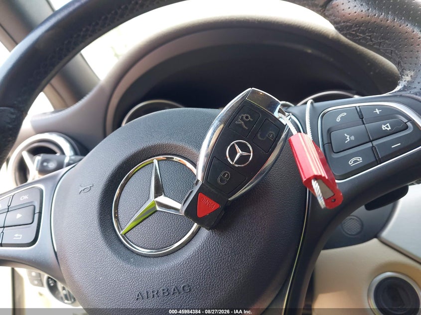 MERCEDES-BENZ GLA 250 - zdjęcie 11