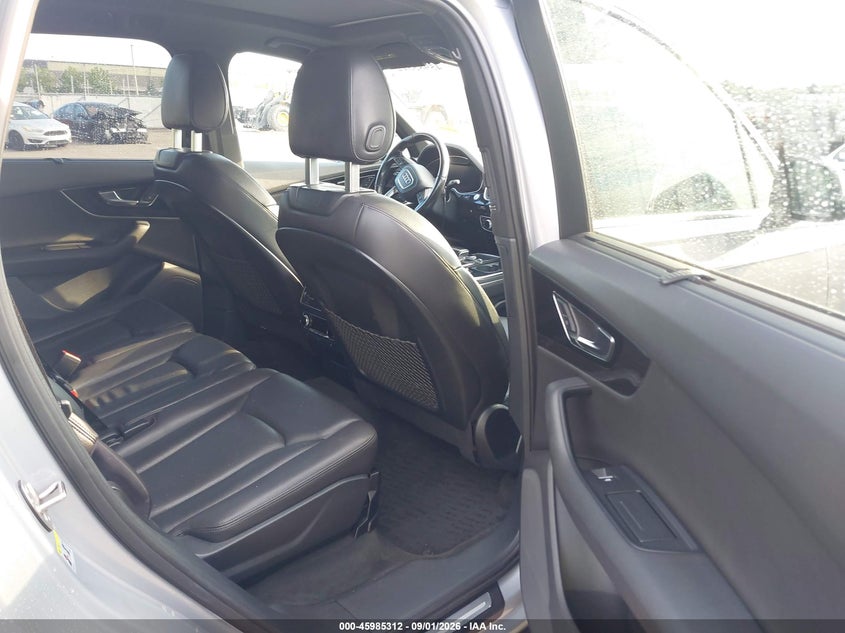 AUDI Q7 - zdjęcie 8