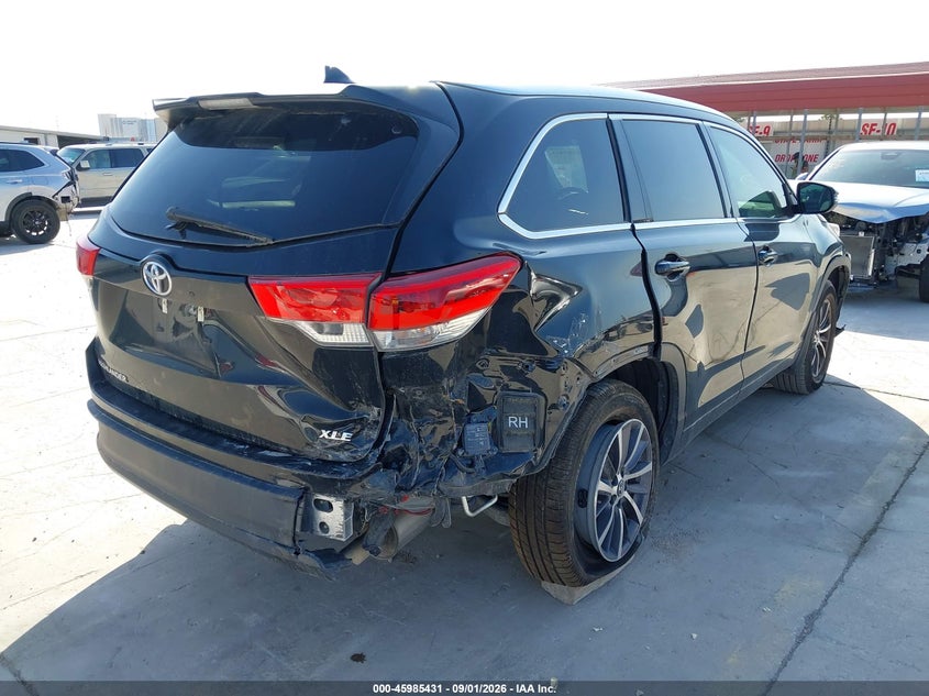 TOYOTA HIGHLANDER - zdjęcie 4