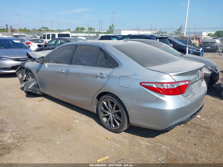 TOYOTA CAMRY - zdjęcie 3