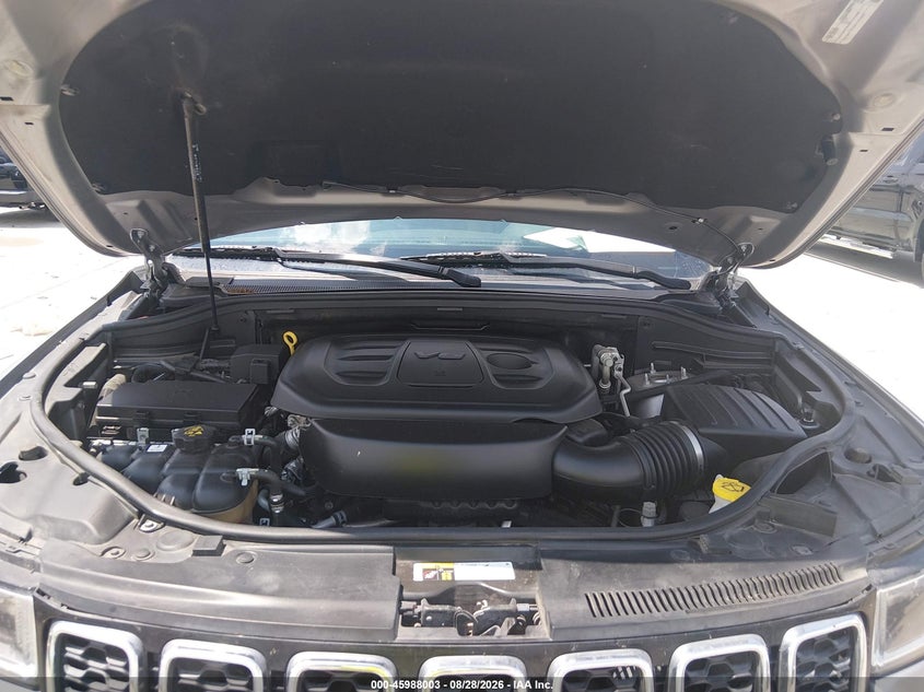 JEEP GRAND CHEROKEE - zdjęcie 10