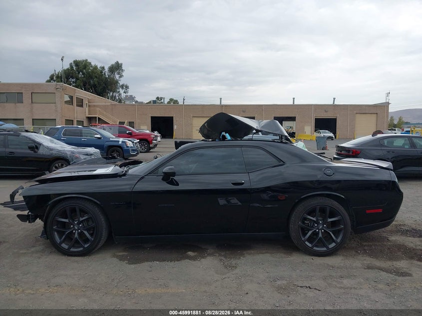 DODGE CHALLENGER - zdjęcie 14