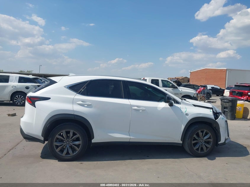 LEXUS NX 200T - zdjęcie 13