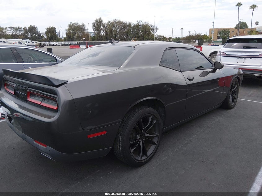 DODGE CHALLENGER - zdjęcie 4