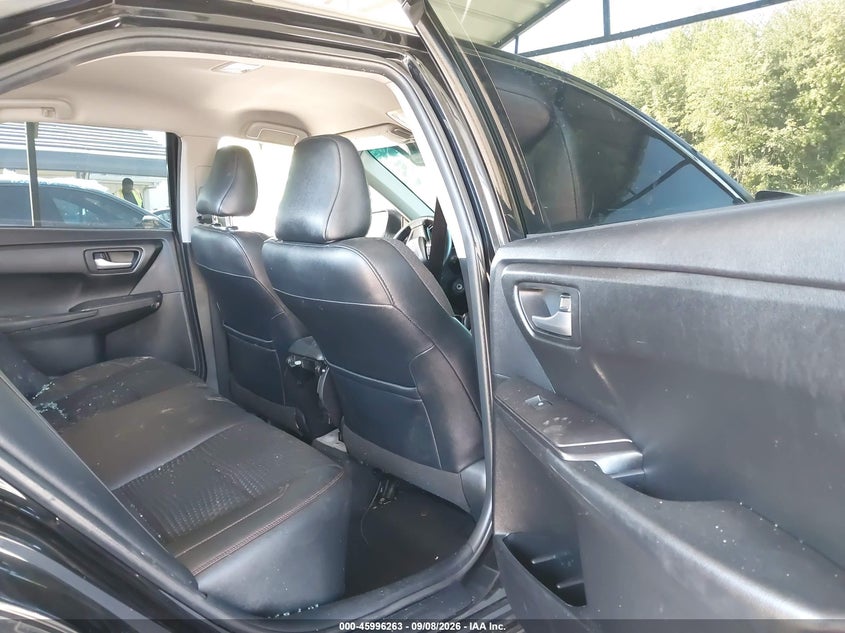 TOYOTA CAMRY - zdjęcie 8