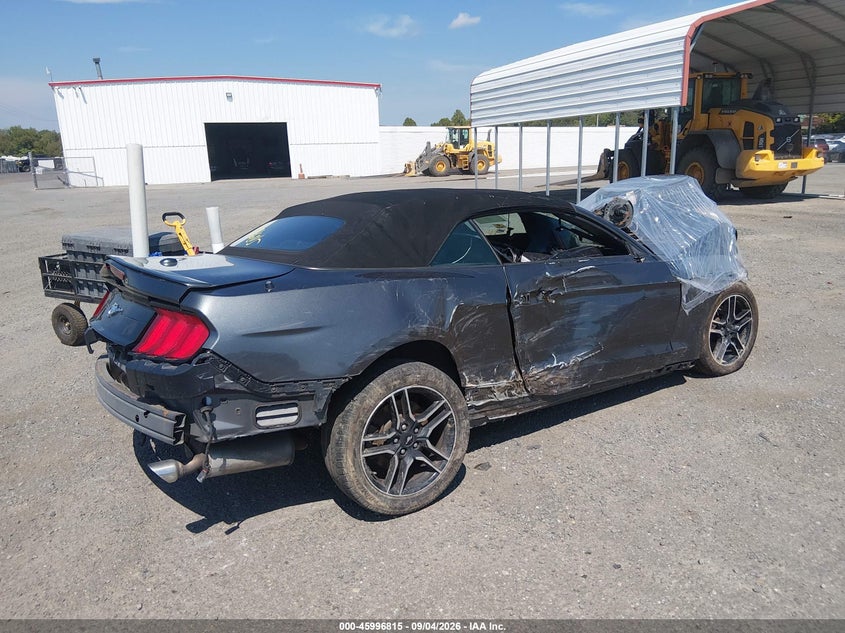 FORD MUSTANG - zdjęcie 4