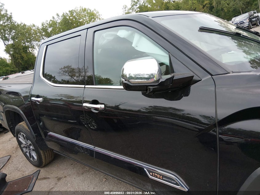 TOYOTA TUNDRA - zdjęcie 13