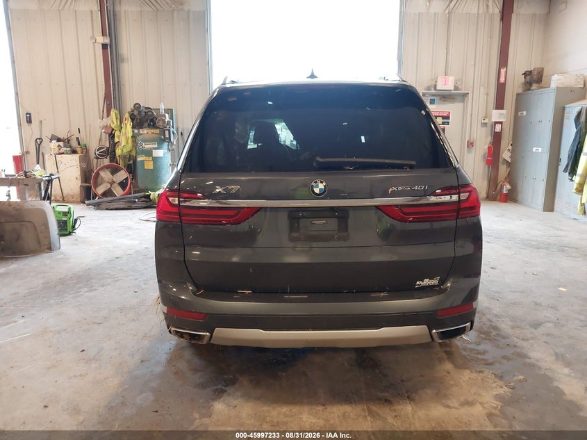 BMW X7 - zdjęcie 16