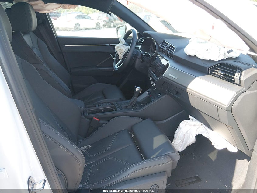 AUDI Q3 - zdjęcie 5