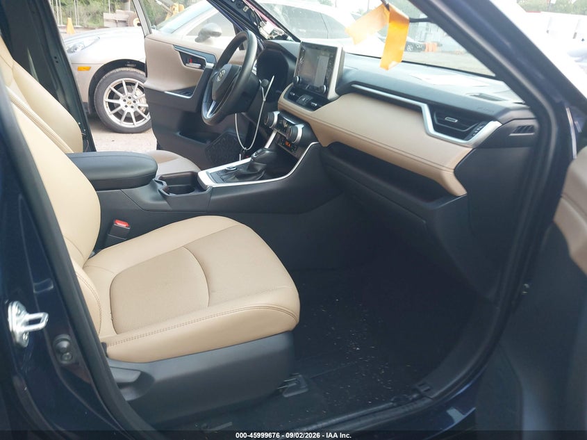 TOYOTA RAV4 - zdjęcie 5