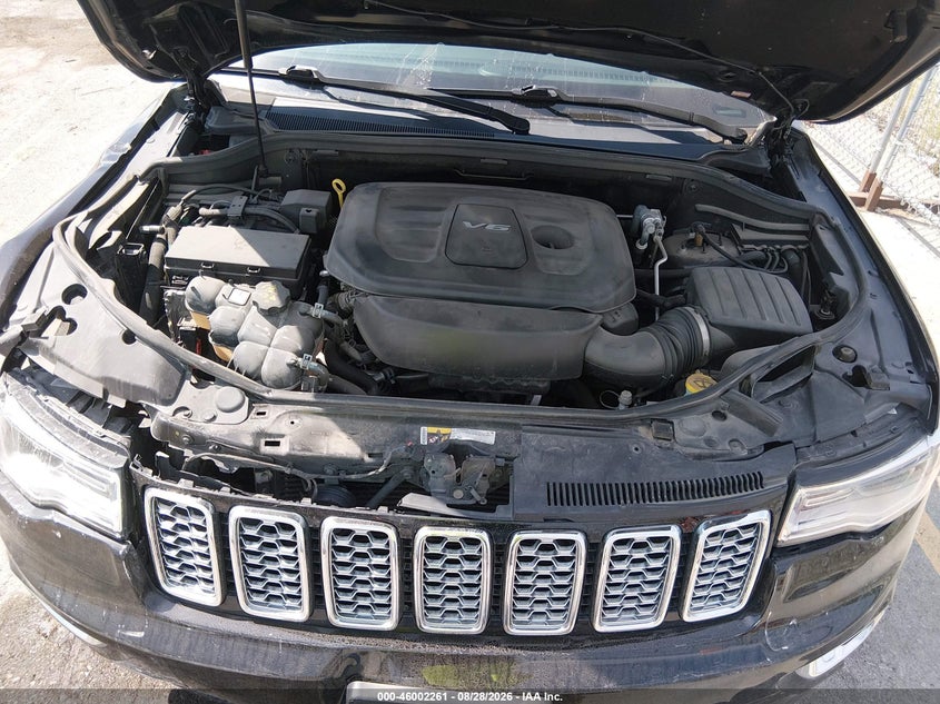 JEEP GRAND CHEROKEE - zdjęcie 10
