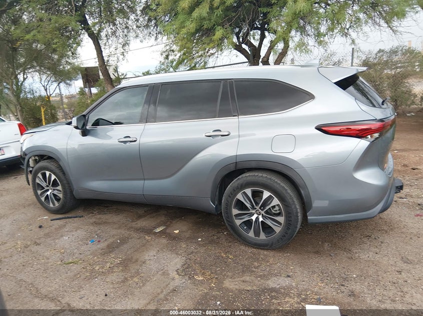 TOYOTA HIGHLANDER - zdjęcie 14
