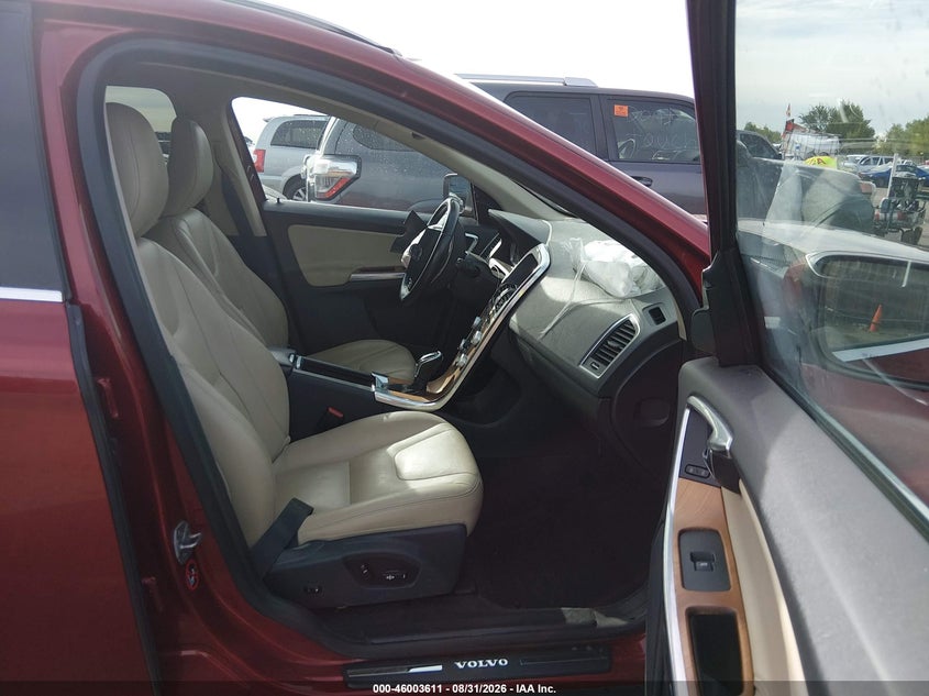 VOLVO XC60 - zdjęcie 5