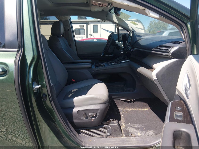 TOYOTA SIENNA - zdjęcie 5