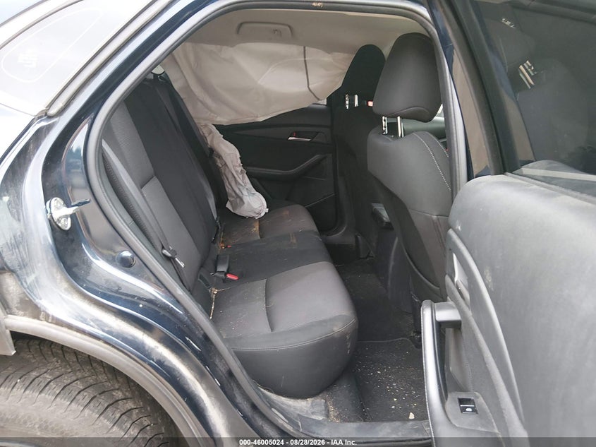 MAZDA CX-30 - zdjęcie 8