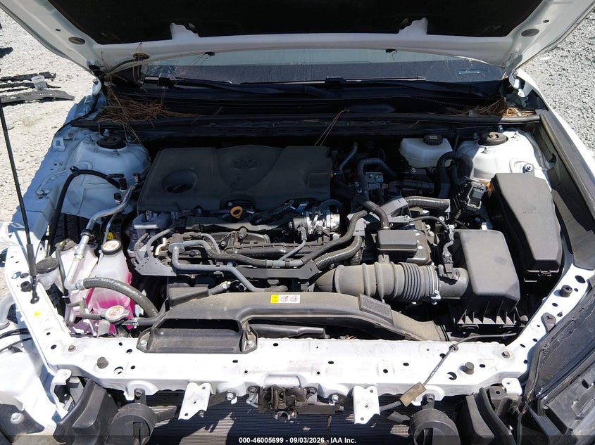 TOYOTA CAMRY - zdjęcie 10
