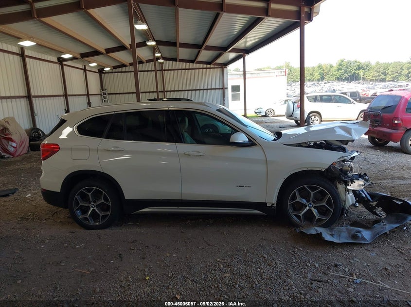 BMW X1 - zdjęcie 13