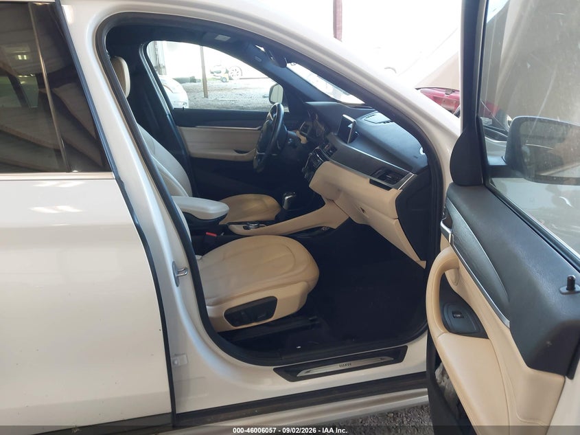 BMW X1 - zdjęcie 5