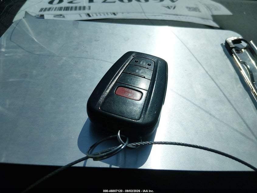 TOYOTA RAV4 - zdjęcie 11