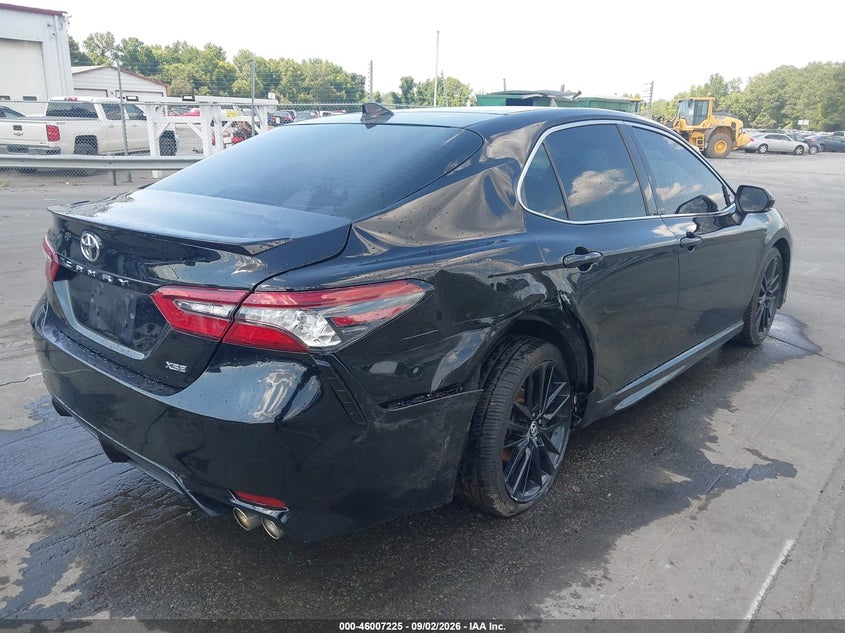 TOYOTA CAMRY - zdjęcie 4