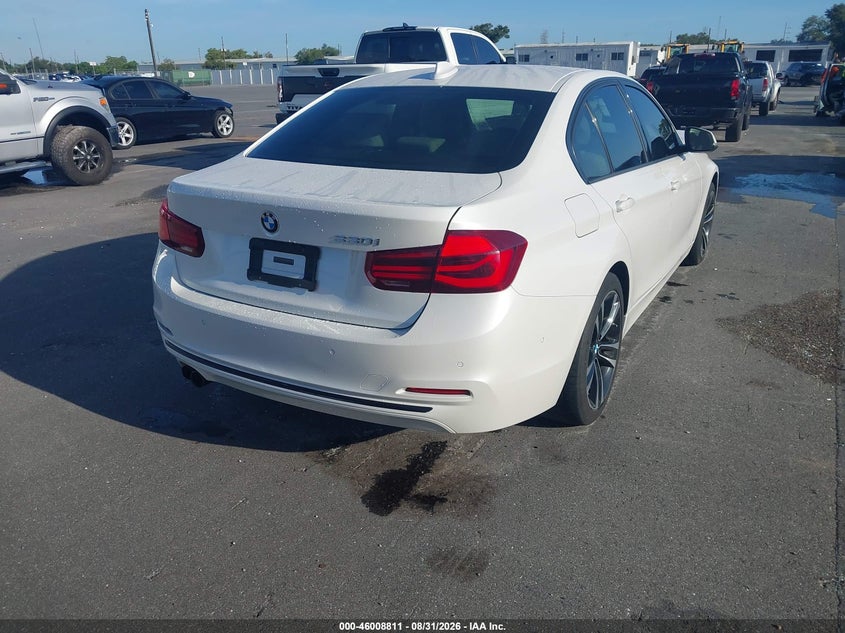 BMW 330I - zdjęcie 4