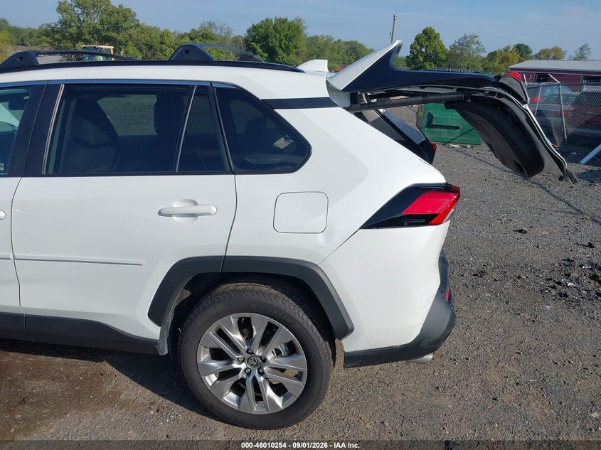 TOYOTA RAV4 - zdjęcie 6